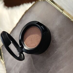 MAC Cosmetics All That Glitters Eyeshadow